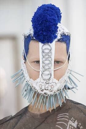 Bilder des Tages 219144 Guy Marineau Starface 2017-07-05 Paris France Paris Fashion Week. Defile Haute Couture Automne Hiver-2017. Maison MARGIELA. Maison Margiela , Couture, autumn-winter 2017 Paris, France Editorial use only  Copyright: xGuyxMarineaux STAR_219144_044
