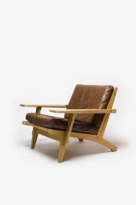 GE-375 Armchair, Danish, 1960s, manufactured by Getama. Designer: Hans J Wegner  Copyright: xGxJacksonx 12528-1260-1