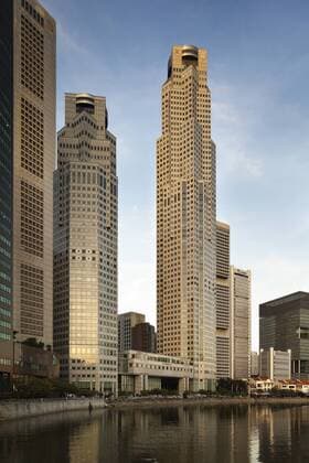 UOB (United Overseas Bank) Plaza by Kenzo Tange and Architects 61. Built in the 1990s, the two towers stand between Boat Quay and Raffles Place in Singapore., Architects: Architects: Kenzo Tange and Architects 61 Singapore  Copyright: xRobertxSuchx 13188-20-1