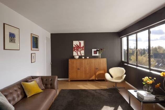 Designklassiker von Arne Jacobsen Modern living room in apartment in Highpoint One, Highgate, London United Kingdom  Copyright: xMorleyxvonxSternbergx 14797-50-1