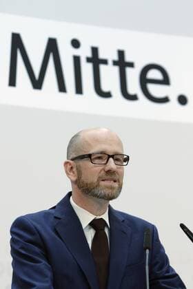 Themen der Woche 10.07.2017, Berlin, Deutschland - Foto: Peter Tauber, CDU-Generalsekretär, anlässlich einer Pressekonferenz im Konrad-Adenauer-Haus in Berlin.