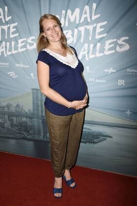 Stefanie von Poser bei der Premiere des Kinofilms Einmal Bitte Alles im Kino am Sendlinger Tor. München, 10.07.2017 Foto:xP.xSchönbergerx xFuturexImage