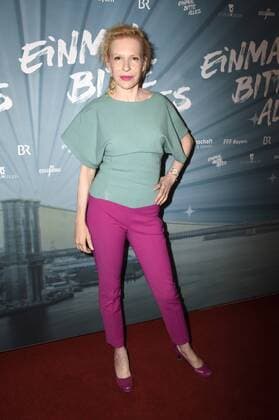 Sunnyi Melles bei der Premiere des Kinofilms Einmal Bitte Alles im Kino am Sendlinger Tor. München, 10.07.2017 Foto:xP.xSchönbergerx xFuturexImage