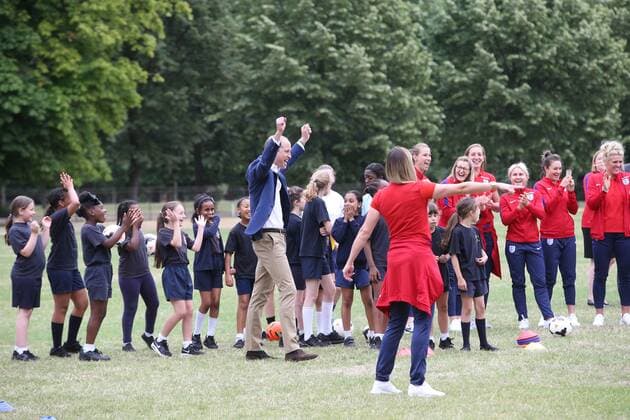 . 13 07 2017. London, United Kingdom. The Duke of Cambridge with the England Women football team and local schoolchildren after a reception at Kensington Palace in London to wish the team good luck in the forthcoming UEFA Women s Euro 2017 tournament in the Netherlands.  xStephenxLockx xi-Imagesx IIM-15554-0007