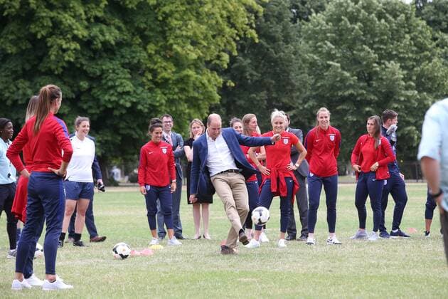 . 13 07 2017. London, United Kingdom. The Duke of Cambridge with the England Women football team and local schoolchildren after a reception at Kensington Palace in London to wish the team good luck in the forthcoming UEFA Women s Euro 2017 tournament in the Netherlands.  xStephenxLockx xi-Imagesx IIM-15554-0022