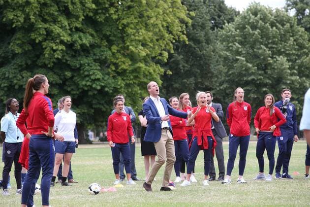 . 13 07 2017. London, United Kingdom. The Duke of Cambridge with the England Women football team and local schoolchildren after a reception at Kensington Palace in London to wish the team good luck in the forthcoming UEFA Women s Euro 2017 tournament in the Netherlands.  xStephenxLockx xi-Imagesx IIM-15554-0024