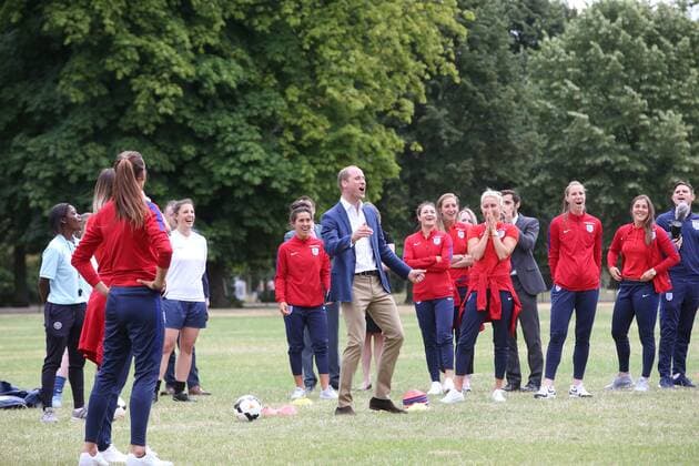 . 13 07 2017. London, United Kingdom. The Duke of Cambridge with the England Women football team and local schoolchildren after a reception at Kensington Palace in London to wish the team good luck in the forthcoming UEFA Women s Euro 2017 tournament in the Netherlands.  xStephenxLockx xi-Imagesx IIM-15554-0025