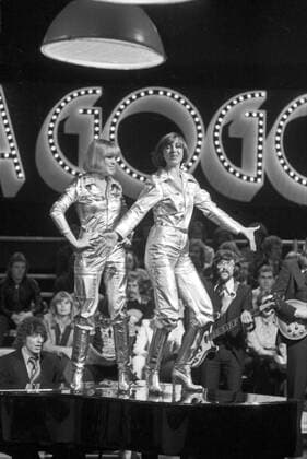 Hits a gogo Hits a gogo, Musikshow, Deutschland 1976, Regie: Sigmar Börner, Stargast: Mädchenband Teach In Copyright: Roba UnitedxArchives Schweigmann UnitedArchives24649