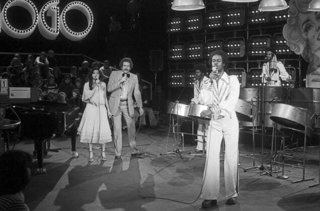 Hits a gogo Hits a gogo, Musikshow, Deutschland 1976, Regie: Sigmar Börner, Stargast: die Twentieth Century Steel Band Copyright: Roba UnitedxArchives Schweigmann UnitedArchives24663