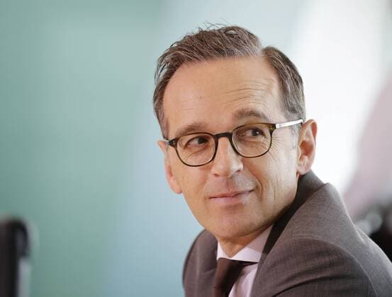Bilder des Tages Heiko Maas, Bundesminister der Justiz und für Verbraucherschutz, Deutschland, Berlin, Bundeskanzleramt, Kabinettssitzung. Das Bundeskabinett befasst sich in seiner 156. Sitzung am 19. Juli 2017 unter anderem mit dem Bericht über die Evaluierung des Mediationsgesetzes.