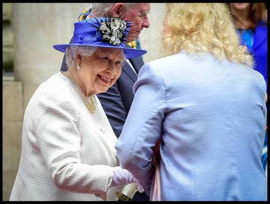. 19 07 2017. London, United Kingdom. The Queen and Prince Philip Visit Canada House. Her Majesty Queen Elizabeth II and Prince Philip, the Duke of Edinburgh visit Canada House in Trafalgar Square to celebrate Canada s 150th anniversary of Confederation. Their Highnesses will view artefacts and displays celebrating Canada 150, including items from the Royal Archives and from the National Maritime Museum s exhibition Death in the Ice, which explores Sir John Franklin s final Arctic expedition.  xPetexMaclainex xi-Imagesx IIM-15605-0008