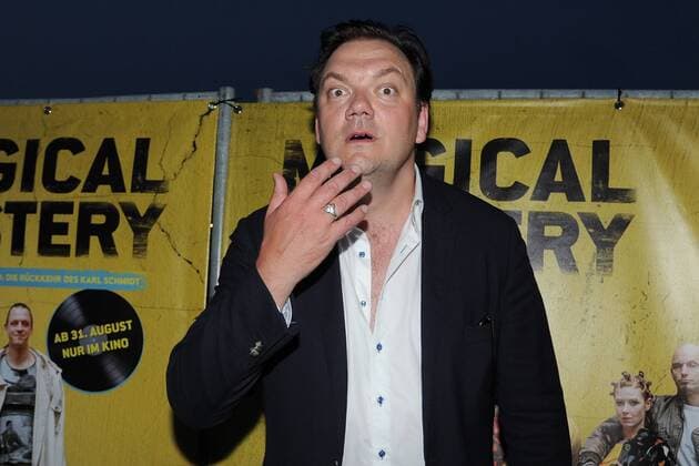 Charly Huebner Ankunft zur Premiere von MAGICAL MYSTERY OPEN AIR KULTURFORUM am Matthaeikirchplatz in Berlin am 19.07.2017