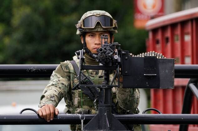 (170721) -- MEXICO CITY, July 21, 2017 -- A Mexican Navy member stands guard during an operation in Mexico City, capital of Mexico, on July 20, 2017. Eight alleged members of a drug cartel were killed on Thursday in a firefight with army troops in the east of Mexico City, including their suspected leader, Felipe de Jesus Peru Luna, the government announced. Mexico s Secretariat of the Navy and Army issued a statement, saying that the clash happened in the neighborhood of Tlahuac, after the suspects attacked federal police officers. Francisco Canedo) (ce) (jmmn) MEXICO-MEXICO CITY-SECURITY-OPERATION e FranciscoxCanedo