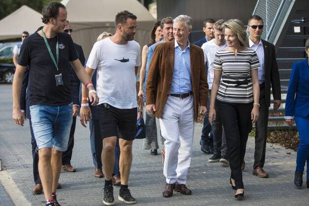 King Philippe - Filip of Belgium and Queen Mathilde of Belgium and the two brothers - owners of Tomorrowland Manu Beers (black T shirt) and Michiel Beers, pictured during a royal visit, on the first day of the Tomorrowland music festival, Friday 21 July 2017. The 13th edition of Tomorrowland electronic music festival takes place at the De Schorre terrain in Boom from 20 to 23 July 2017 and from 27 to 30 July 2017.  KOENxBLANCKAERT 05136081