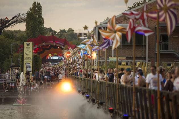 Illustration picture taken during the first day of the Tomorrowland music festival, Friday 21 July 2017. The 13th edition of Tomorrowland electronic music festival takes place at the De Schorre terrain in Boom from 20 to 23 July 2017 and from 27 to 30 July 2017.  KOENxBLANCKAERT 05136200