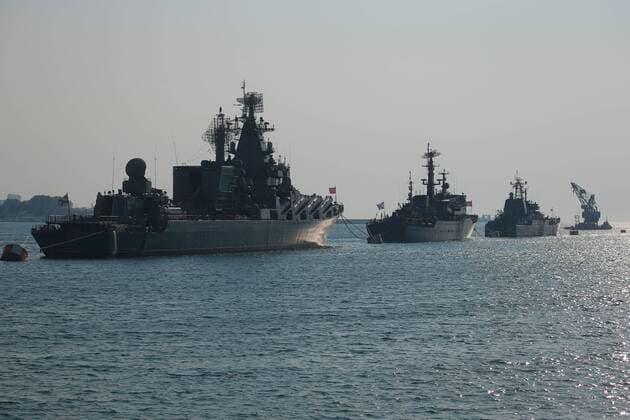 SEVASTOPOL, RUSSIA - JULY 24, 2017: The Moskva cruiser, the Perekop ship and the Novocherkassk landing ship (L-R) of the Russian Black Sea Fleet in the Sevastopol Bay ahead of Russian Navy Day. Vladimir Smirnov TASS  TS058D74