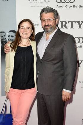 Aykut Kayacik mit Ehefrau Laura Drenker bei der Premiere des Kinofilms The Party im Delphi Filmpalast. Berlin, 24.07.2017 Foto:xF.xKernx xFuturexImage
