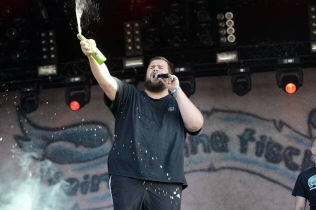 Feine Sahne Fischfilet live auf dem Deichbrand Festival auf dem See-Flughafen Cuxhaven Nordholz. Nordholz, 21.07.2017 Foto:xR.xKeuntjex xFuturexImage