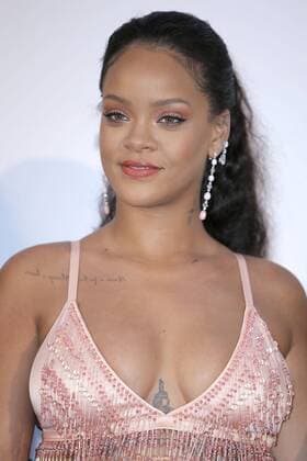 Premiere de Valerian et la Cite des mille planetes a la cite du Cinema. Pictures: Laurent Guerin E Press Photo. Rihanna Paris France  535753