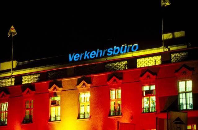 Architektur von Hans Hollein Verkehrsbüro, Österreich, Wien Copyright: xSIMIx ALLWS619219