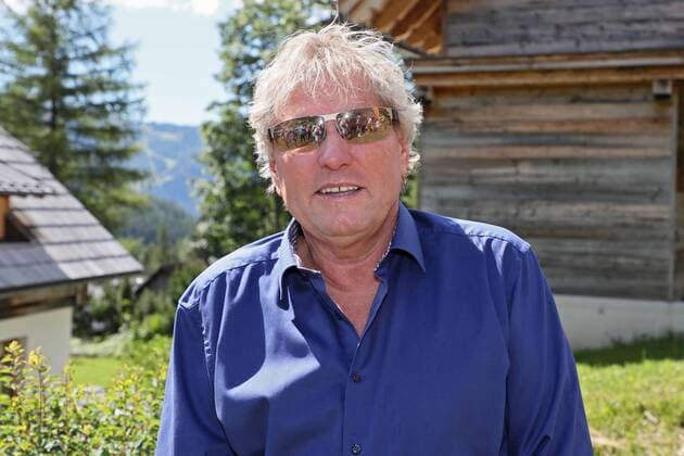 ORF Wenn die Musi spielt . Sänger Bernhard Brink am Rande des Künstlertreffs zum Musik Open Air Wenn die Musi spielt am 28.07.2017 auf dem Festgelände in Bad Kleinkirchheim.