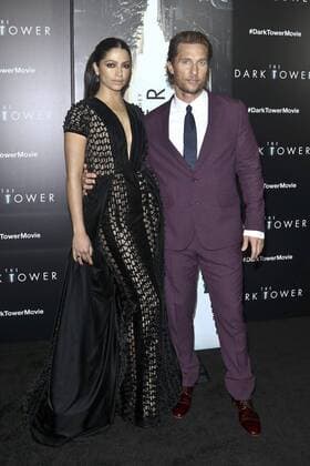 Camila Alves mit Gatte Matthew McConaughey beim Special Screening des Kinofilms The Dark Tower Der Dunkle Turm im Museum of Modern Art. New York, 31.07.2017 Foto:xT.xKingx xFuturexImage