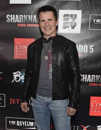 Actor Hal Sparks arrives at the premiere of Sharknado 5: Global Swarming at The LINQ Hotel & Casino in Las Vegas, Nevada on August 6, 2017.  LAV20170806754 DAVIDxBECKER