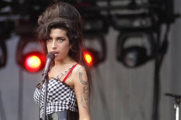 Amy Winehouse performs at the 2007 Lollapalooza in Chicago, Il USA - 2007 - Lollapalooza in Chicago  Copyright: xJaredxMilgrimx