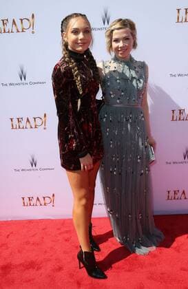 August 19, 2017 - Los Angeles, California, U.S. - 19 August 2017 - Los Angeles, California - Maddie Ziegler, Carly Rae Jepsen. Leap! Los Angeles Premiere held at Pacific Theatres at The Grove. Photo Credit: AdMedia Los Angeles U.S. - ZUMAa123 20170819_zaa_a123_125 Copyright: xF.xSadoux
