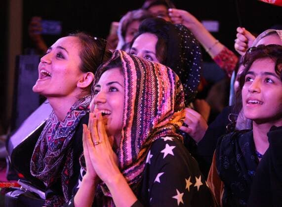 (170820) -- KABUL, Aug. 20, 2017 -- Afghans attend a concert to celebrate the 98th Independence Day anniversary of Afghanistan in Kabul, Afghanistan, on Aug. 19, 2017. It is the first time over the past 16 years that Afghans celebrate their Independence Day with a music concert in the country where Taliban militants and like-minded groups have been fighting to regain power and re-impose strict laws to ban cultural festivals and women activities. )(zhf) AFGHANISTAN-KABUL-INDEPENDENCE DAY-CONCERT-CELEBRATION RahmatxAlizadah 