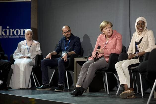 Deutschland, Berlin, Kiron Open Higher Education, Palais Am Festungsgraben, Am Festungsgraben 1, Besuch des sozialen Start-ups Kiron Open Higher Education durch Bundeskanzlerin Angela Merkel CDU, mit Flüchtlingen die mit Kiron studieren, 25.08.2017