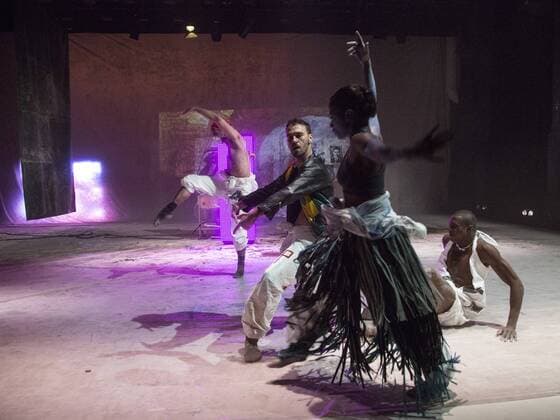 EMBARGO SPERRFRIST Three Stages by Richard Siegal, Ruhrtriennale, PACT Zollverein, Essen, Germany SPERRFRIST EMBARGO bis to 7:00pm, 25 August 2017 Essen, Germany, 23 August 2017. Performers Kevin Quinaou, Corey Scott-Gilbert, Diego Tortelli, Vania Vaz, Frederic Stochl in the piece In Medias Res . American choreographer Richard Siegal presents Three Stages: Model , In Medias Res and as a world premiere El Dorado at PACT Zollverein for the Ruhrtriennale cultural festival 2017. For editorial use only in connection with Ruhrtriennale reporting