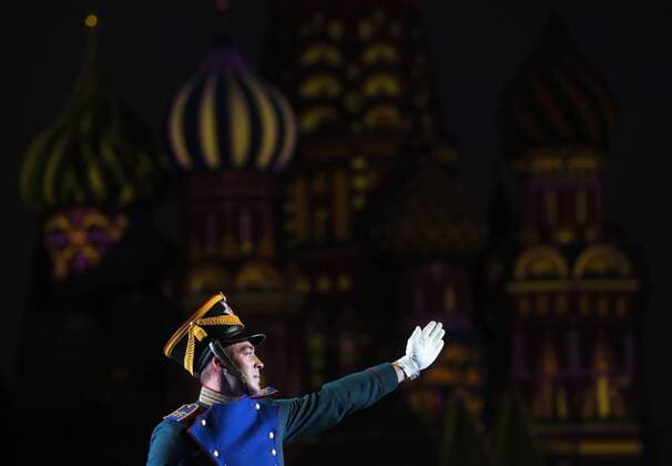 MOSCOW, RUSSIA - AUGUST 26, 2017: A member of the Honor Guard of the Russian Presidential Regiment performs at the opening ceremony of the 2017 Spasskaya Tower international military music festival in Moscow s Red Square. Sergei Savostyanov TASS  TS05D0C2
