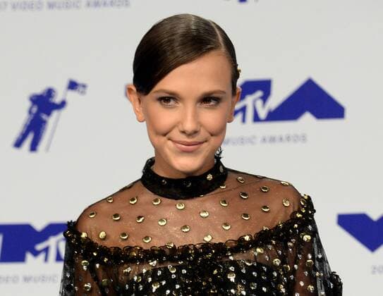 Millie Bobby Brown arrives for the 34th annual MTV Video Music Awards at The Forum in Inglewood, California on August 27, 2017.  LAP201708270302 JIMxRUYMEN