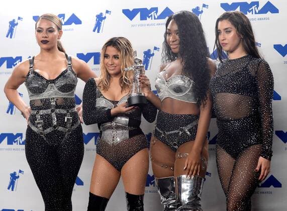 (L-R) Ally Brooke, Dinah Jane, Normani Kordei and Lauren Jauregui of Fifth Harmony, winners of Best Pop award for Down , appear backstage during the 34th annual MTV Video Music Awards at The Forum in Inglewood, California on August 27, 2017.  LAP201708270482 JIMxRUYMEN