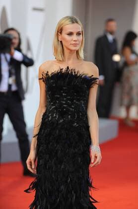 74. Filmfestspiele in Venedig, Italien. Renata Kuerten walks the red carpet ahead of the Downsizing screening and at the opening ceremony during the 74th Venice Film Festival in Venice, Italy.