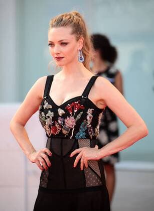 August 31, 2017 - Venice, Italy - Venice, Italy. 31th August, 2017. Amanda Seyfried attend the First Reformed red carpet during the 74th Venice Film Festival in Venice, Italy, on August 31, 2017. Venice Italy  - ZUMAn230 20170831_zaa_n230_437 Copyright: xMatteoxChinellatox