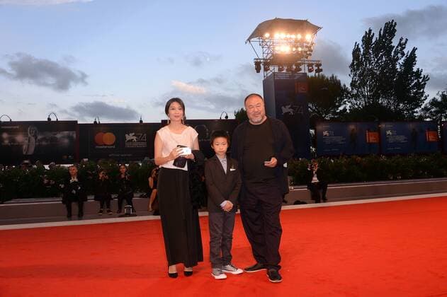 74eme Festival International du Cinema de Venise.74th Mostra. Human flow Red carpet .Ai Weiwei. 220288 Degun Starface 2017-09-01 Venise Italie Weiwei, Ai  Copyright: xDegunx xStarfacex STAR_220288_015