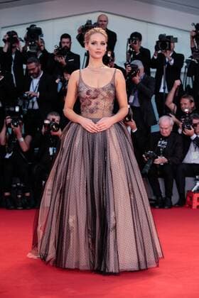 Foto IPP Daniele Cifala 05 09 2017 74 th Mostra Internazionale d Arte Cinematografica Festival del Cinema di Venezia Mother! Red Carpet nella foto : Jennifer Lawrence  0