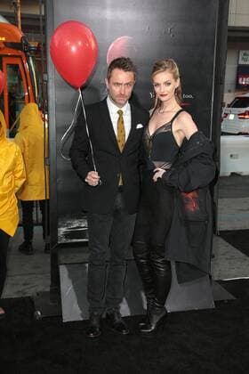 Chris Hardwick und Lydia Hearst bei der It Film Premiere am 5.09.2017 in Los Angeles It Film Premiere ( Es von Stephen King) in Los Angeles Premiere, 2017 