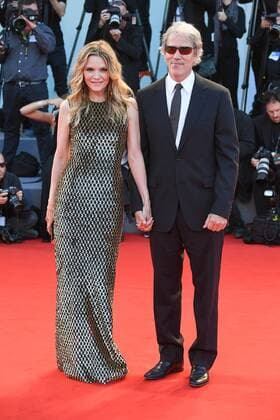 Michelle Pfeiffer und David E. Kelley bei der Mother Film Premiere am 5.09.2017 im Rahmen der 74. Filmfesfestspiele in Venedig 74th Annual Venice International Film Festival - Mother! Photocall, 2017 