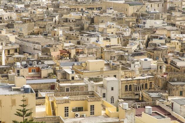 Kalendermotive: Dachlandschaften Gozo, Nachbarinsel von Malta, Inselhauptstadt Victoria, die Blick auf die Dachlandschaft der Altstadt