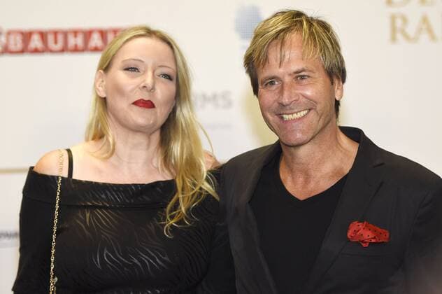 Sabrina Winter (Stereoblonde) mit Freund Steve Norman (Spandau Ballet) bei der Verleihung des Deutschen Radiopreises 2017 in der Elbphilharmonie. Hamburg, 07.09.2017