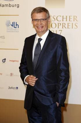 Günther Jauch bei der Verleihung des Deutschen Radiopreises 2017 in der Elbphilharmonie. Hamburg, 07.09.2017 *** Günther Jauch at the award Ceremony the German Radio price 2017 in the Elbphilharmonie Hamburg 07 09 2017 Foto:xC.xTamckex xFuturexImage