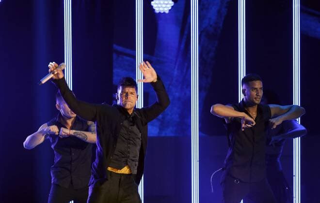 Puerto Rican singer Ricky Martin (C) performs during a concert for the fashion show of the Mexican brand Liverpool, with the participation of the US actress Megan Fox, in Mexico City, Mexico, on 7 September 2017. RICKY MARTIN PERFORMS DURING A FASHION SHOW WITH THE PARTICIPATION OF MEGAN FOX !ACHTUNG: NUR REDAKTIONELLE NUTZUNG!  Copyright: xJorgexNúnezx MEX72 20170908-636404477767711415