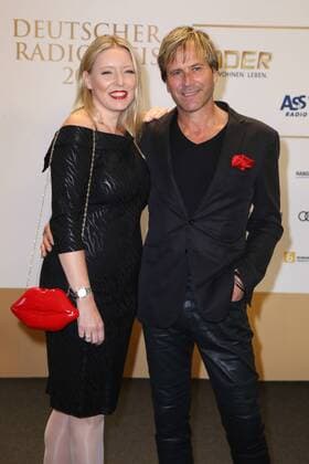 Hamburg, Germany 07.09.2017, Deutscher Radiopreis 2017, Steve Norman und freundin Sabrina Winter ( DeFodi525