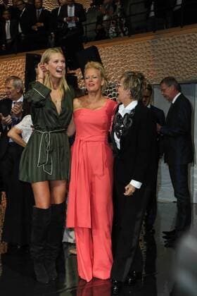 Hamburg, Germany 07.09.2017, Deutscher Radiopreis 2017, Toni Garrn, Barbara Schoeneberger und Gloria von Thurn und Taxis ( DeFodi525