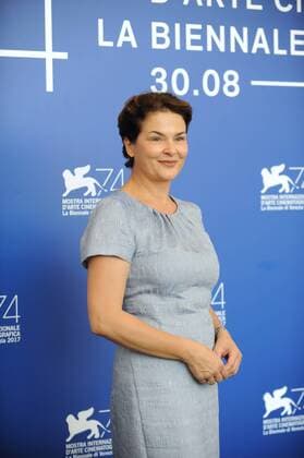 74. Filmfestspiele in Venedig, Italien. Barbara Auer beim Photocall zum deutschen Film KRIEG (Orrizonti). 74th Film Festival Venice, Mostra del Cinema, Biennale Venezia, Italy.