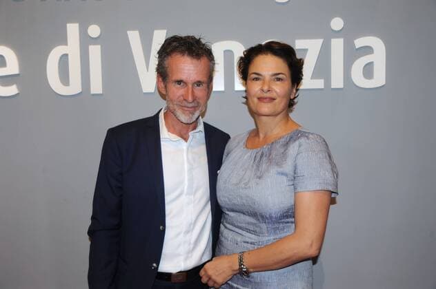 74. Filmfestspiele in Venedig, Italien. Ulrich Matthes und Barbara Auer beim Red Carpet zum deutschen Film KRIEG (Orrizonti). 74th Film Festival Venice, Mostra del Cinema, Biennale Venezia, Italy.