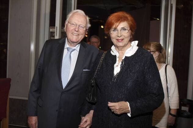 Heidrun von Goessel mit Ehemann Gerd Jacobs bei der Premiere des Theaterstücks Als ob es regnen würde in der Komödie Winterhuder Fährhaus. Hamburg, 08.09.2017